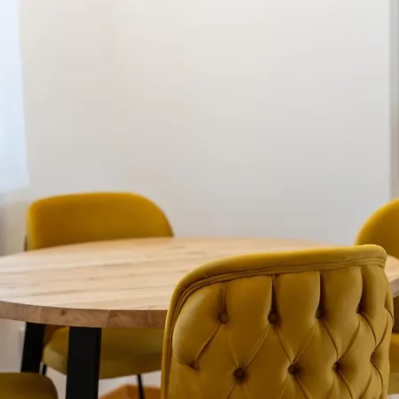 Masy Apartment *