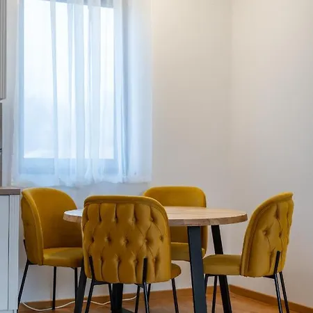 Masy Apartment *